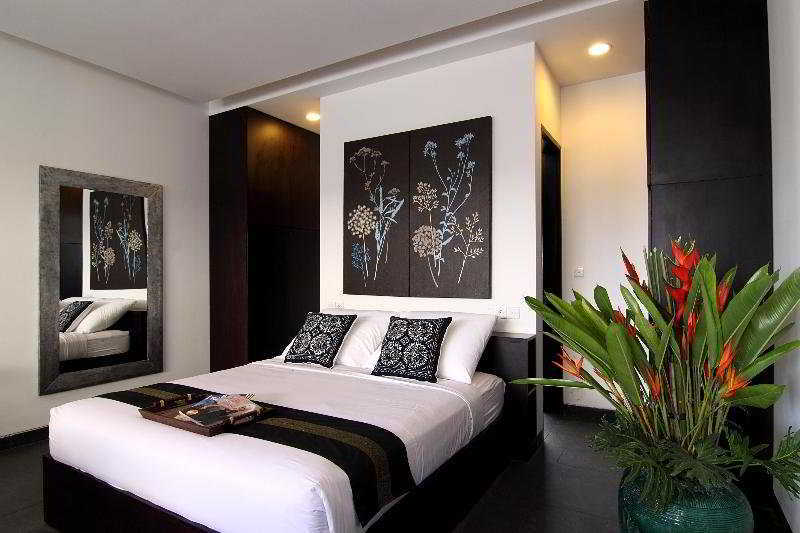 Swiss-Belcourt Sunset Aparthotel Семиняк Екстериор снимка